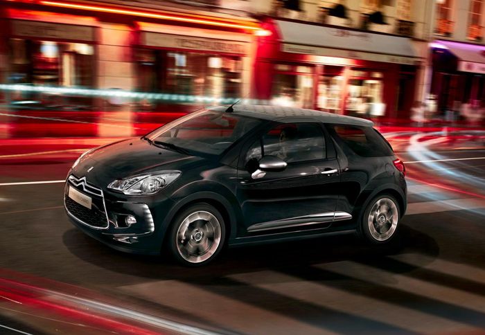 Το στιλάτο DS3 Cabrio θα το δούμε με μοτέρ βενζίνης τούρμπο άμεσου ψεκασμού 1,6 λίτρων ισχύος 156 ίππων.
